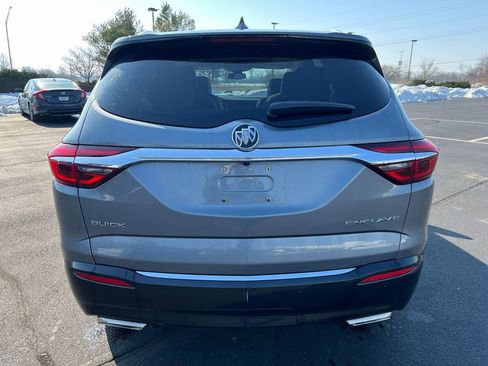 Used 2018 Buick Enclave Premium image 4