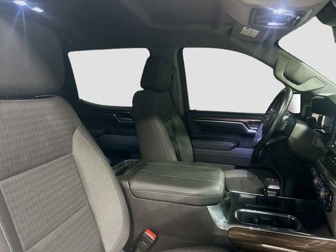 Used 2023 Chevrolet Silverado 1500 LT Trail Boss image 28