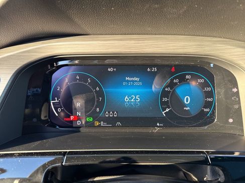 New 2025 Volkswagen Atlas Cross Sport SE image 15