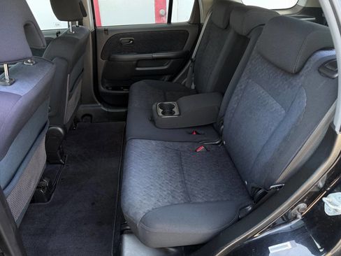 Used 2006 Honda CR-V LX image 16