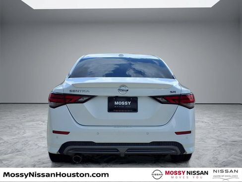 Used 2021 Nissan Sentra SR FWD image 6