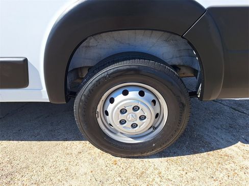 Used 2022 RAM ProMaster 2500 w/ Premium Convenience Group image 23