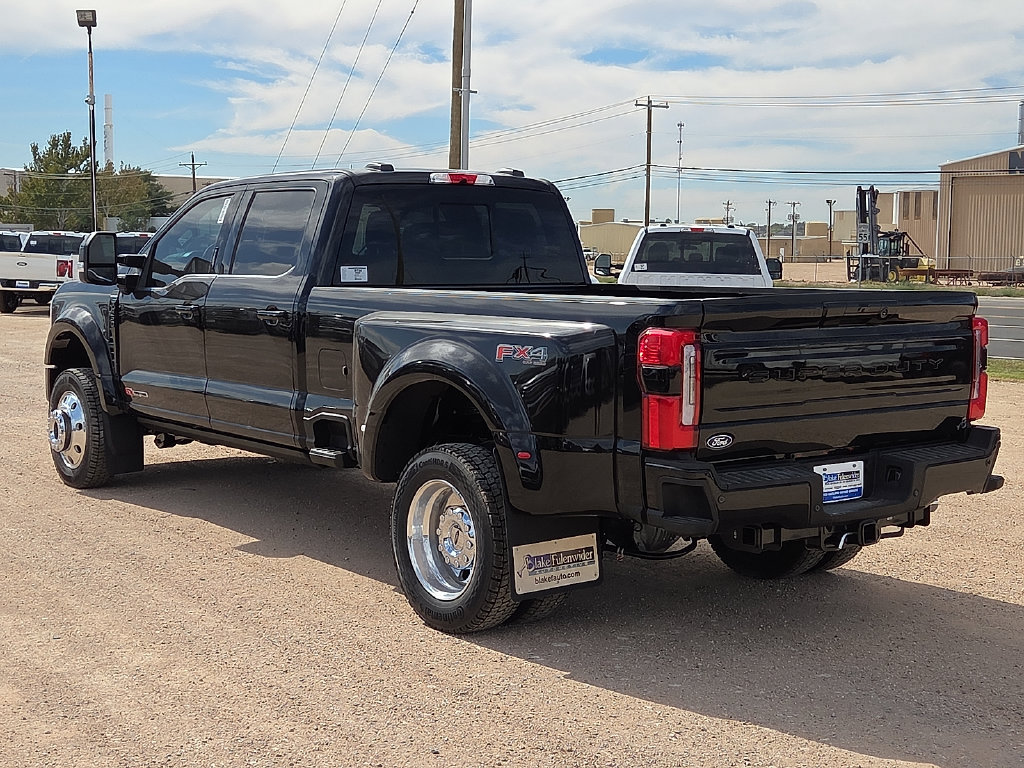 New 2027 Ford F450 Platinum w/ FX4 Off-Road Package AWD/4WD image 3
