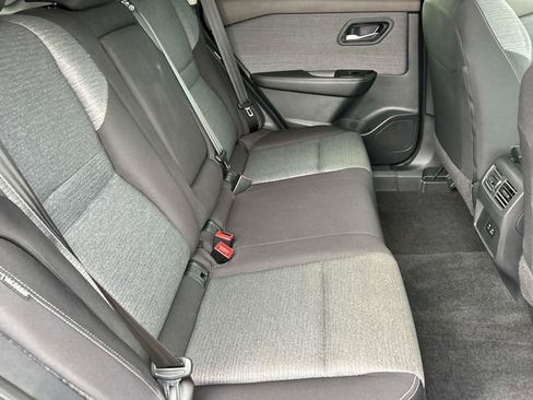 Used 2023 Nissan Rogue SV image 21