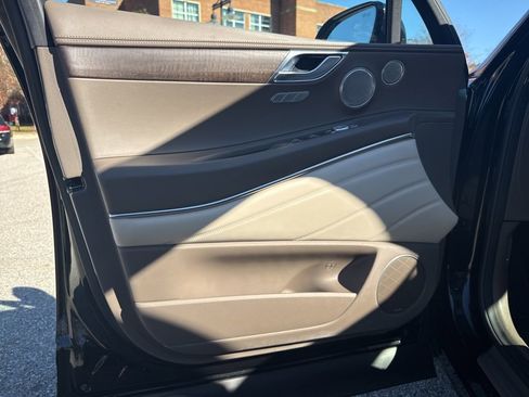 Used 2023 Genesis GV80 3.5T w/ Prestige Package image 12