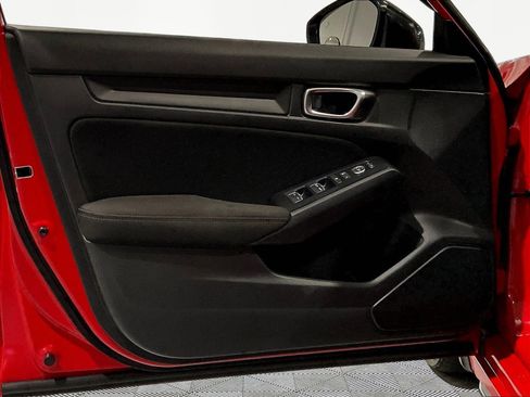 Used 2025 Honda Civic Sport image 19