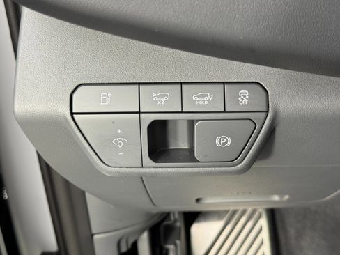 Used 2024 Kia EV9 GT-Line image 19