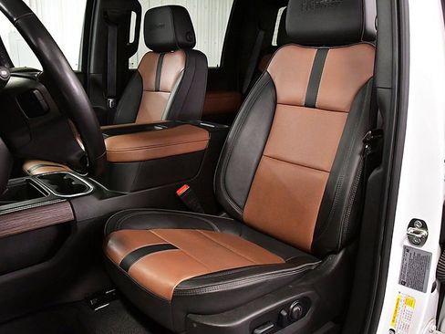 Used 2022 Chevrolet Silverado 3500 High Country w/ Safety Package II image 33