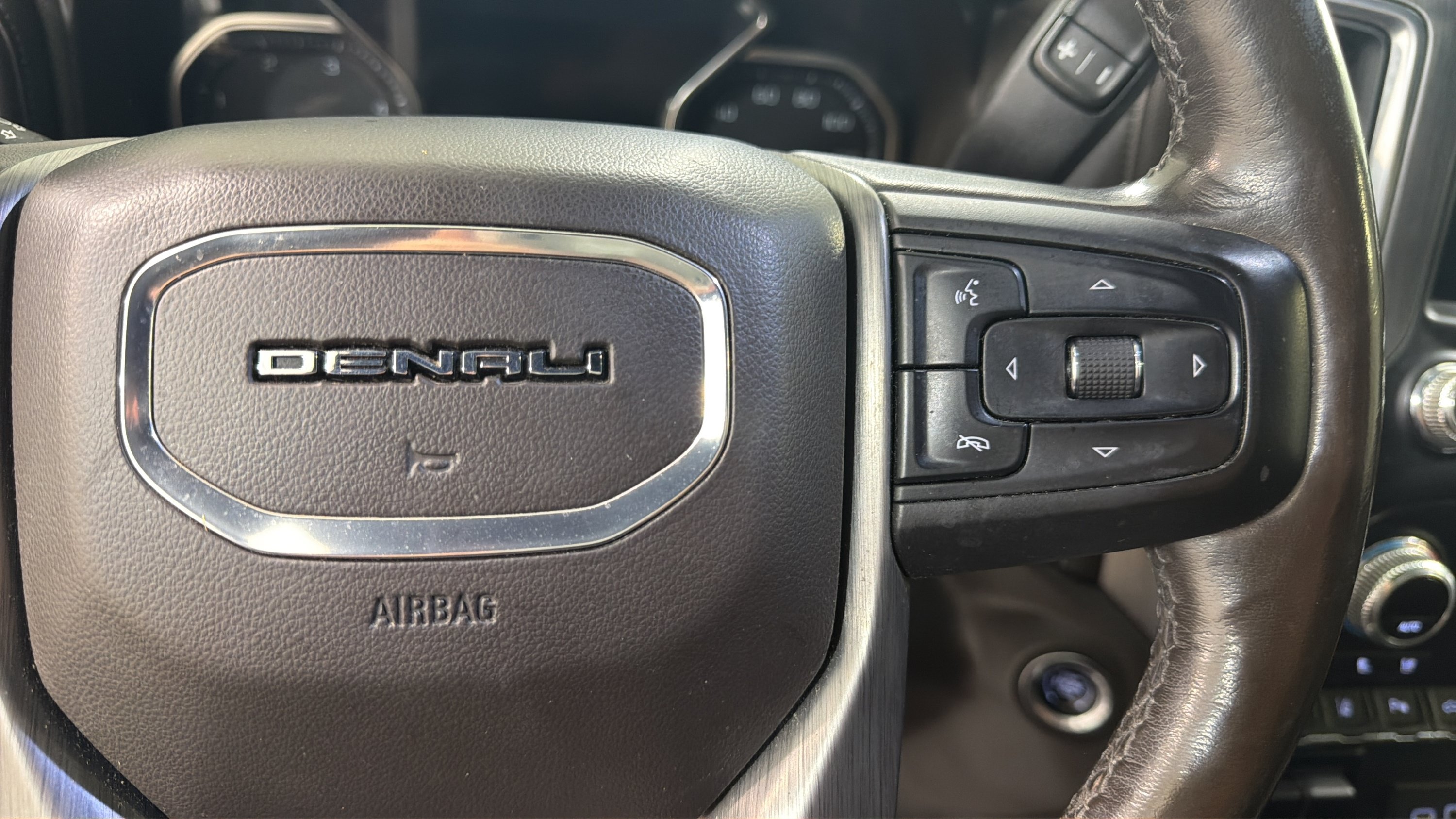 Used 2020 GMC Sierra 2500 Denali w/ Technology Package AWD/4WD image 14