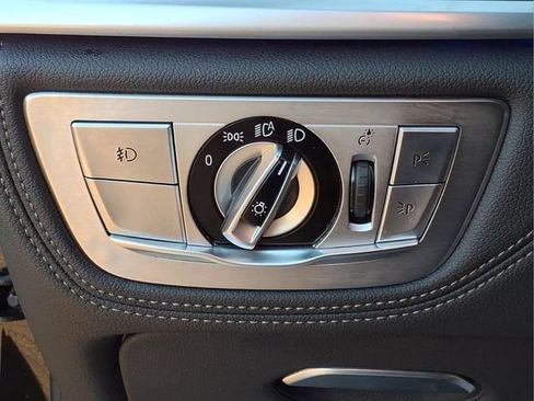 Used 2016 BMW 750i RWD image 18