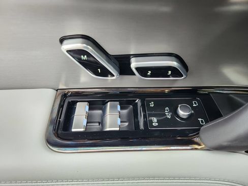 New 2026 Land Rover Range Rover Sport SE AWD/4WD image 18