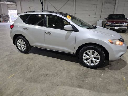 Used 2014 Nissan Murano SL AWD/4WD image 17