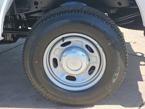 New 2026 Ford F250 XL w/ FX4 Off-Road Package image 38