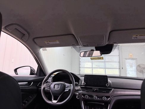Used 2021 Honda Accord Hybrid image 25