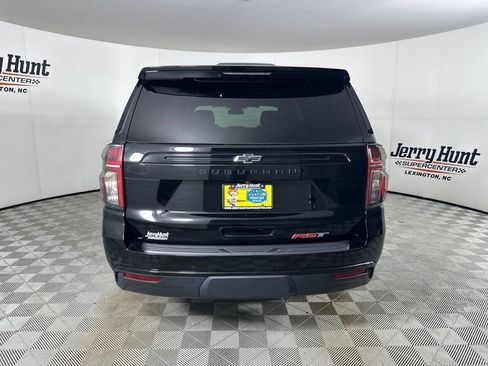Used 2024 Chevrolet Suburban RST w/ Luxury Package AWD/4WD image 5