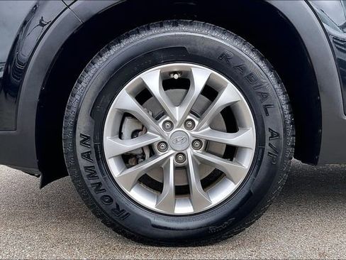 Used 2019 Hyundai Santa Fe SEL image 8