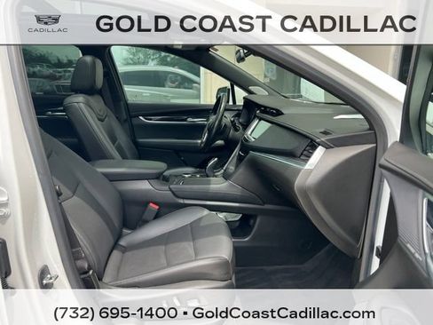 Used 2023 Cadillac XT5 Premium Luxury AWD/4WD image 5