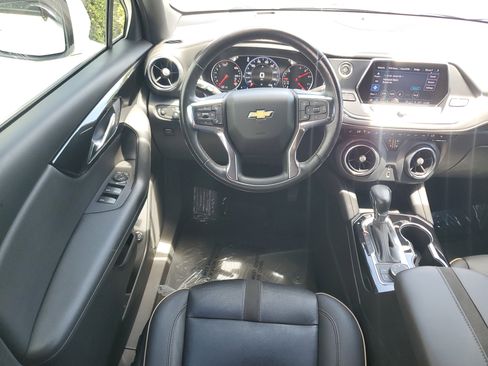 Used 2022 Chevrolet Blazer Premier FWD image 13