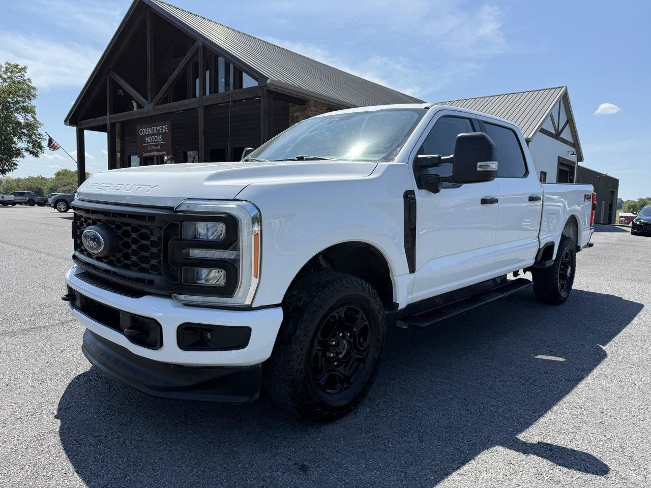 Used 2024 Ford F250 XL w/ STX Appearance Package AWD/4WD image 2