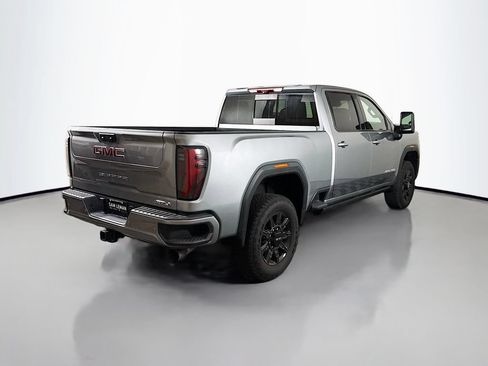Used 2024 GMC Sierra 2500 AT4 w/ AT4 Premium Plus Package AWD/4WD image 7