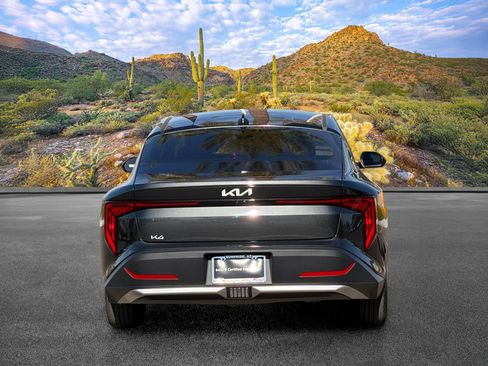 Certified 2025 Kia K4 FWD image 9