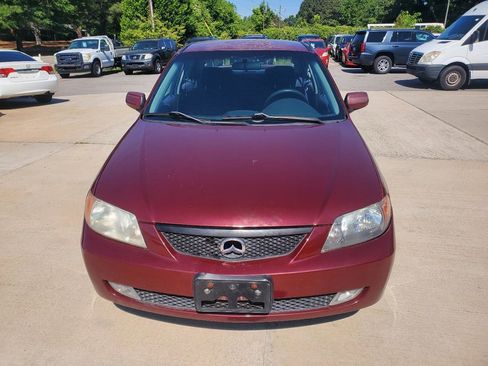 Used 2003 MAZDA Protege FWD image 2