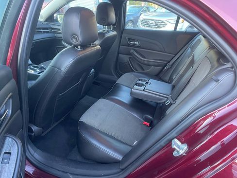 Used 2016 Chevrolet Malibu LT FWD image 28