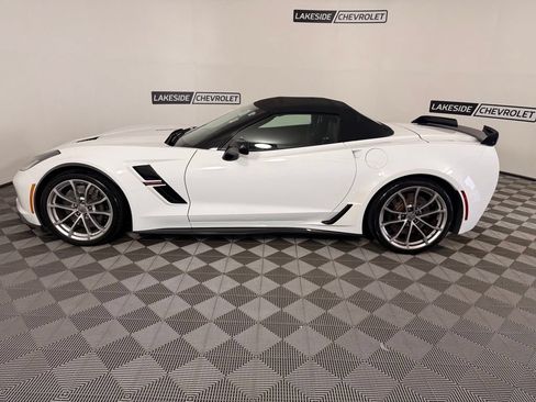 Used 2019 Chevrolet Corvette Grand Sport RWD image 3