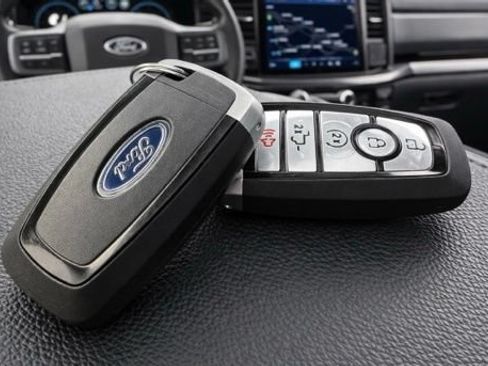 Used 2023 Ford F150 Lariat w/ Equipment Group 502A High AWD/4WD image 24