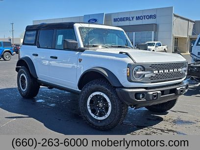 New 2026 Ford Bronco Badlands w/ Sasquatch Package