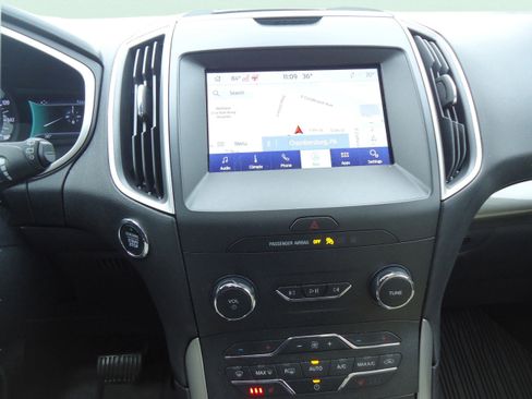 Used 2020 Ford Edge SEL w/ Convenience Package image 15