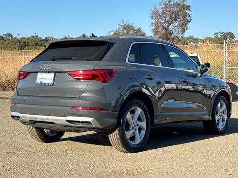 Used 2020 Audi Q3 2.0T Premium Plus w/ Premium Plus Package AWD/4WD image 13