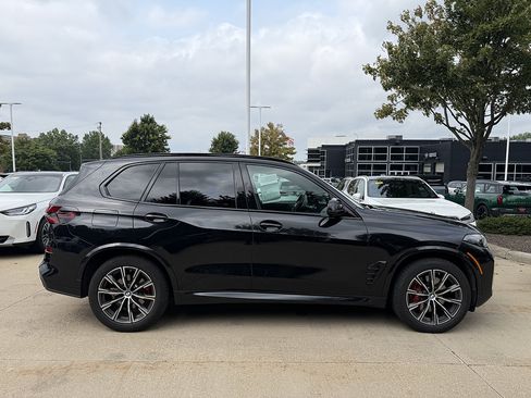 Used 2024 BMW X5 xDrive40i w/ Executive Package AWD/4WD image 4