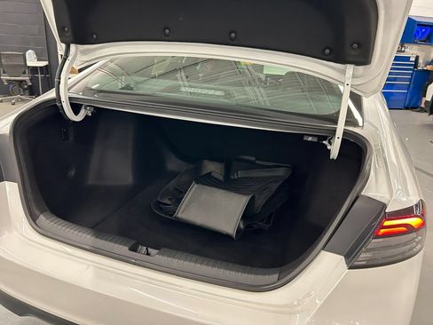 Used 2023 Honda Accord Sport image 19