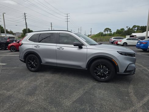 Certified 2024 Honda CR-V Sport image 2