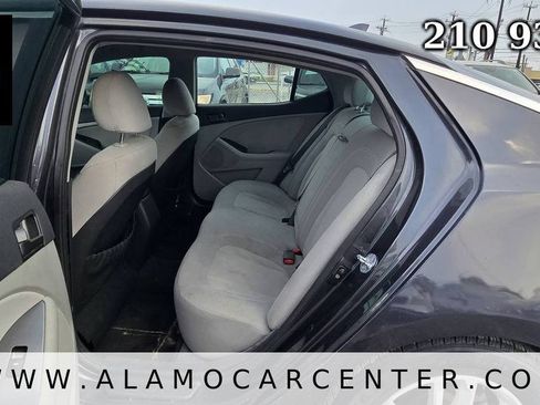Used 2011 Kia Optima LX FWD image 25