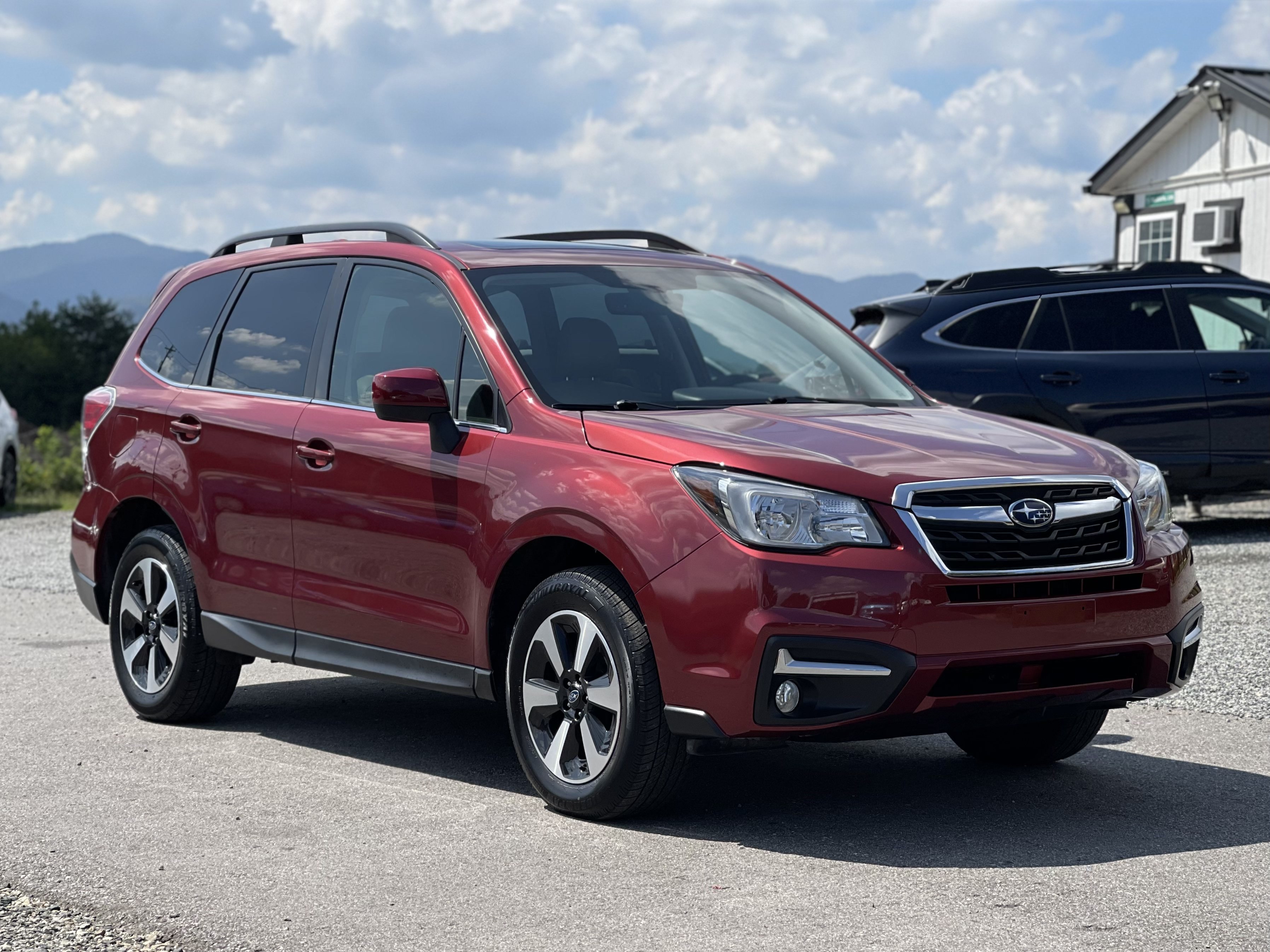 Used 2017 Subaru Forester 2.5i Limited w/ Popular Package #1 AWD/4WD image 1