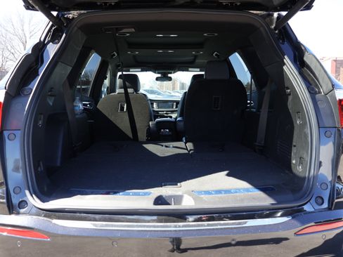 Used 2023 Buick Enclave Essence w/ Experience Buick Package image 20