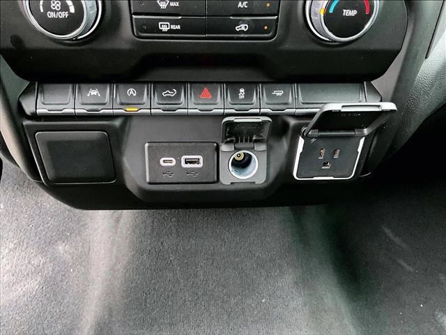 Used 2023 Chevrolet Silverado 1500 Custom RWD image 26