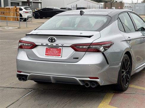 Used 2024 Toyota Camry XSE image 7