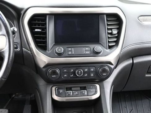 Used 2021 GMC Acadia Denali w/ Denali Technology Package AWD/4WD image 30