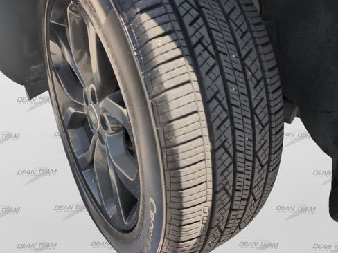 Used 2016 Land Rover Discovery Sport HSE AWD/4WD image 34