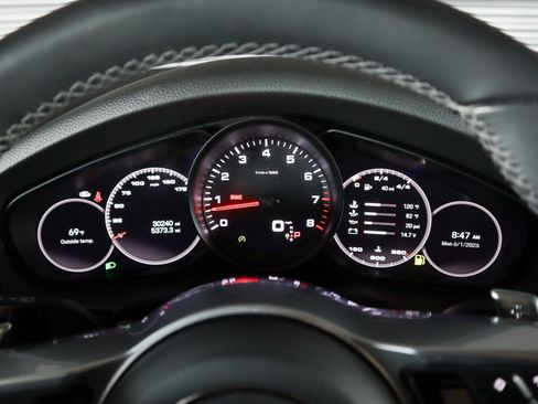 Used 2023 Porsche Cayenne AWD/4WD image 14