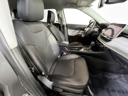 Used 2022 Jeep Compass Limited AWD/4WD image 26