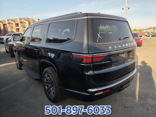 Used 2024 Jeep Wagoneer Series II w/ Flexible Seating Group RWD image 5