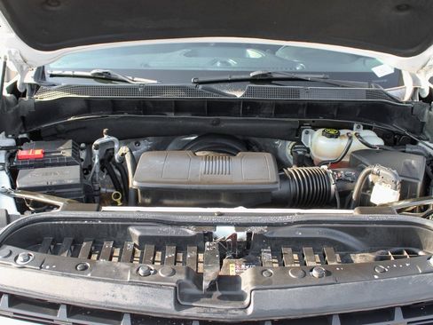 Used 2020 Chevrolet Silverado 1500 RST image 12