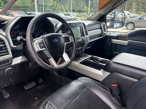 Used 2018 Ford F350 Lariat w/ Lariat Ultimate Package image 7