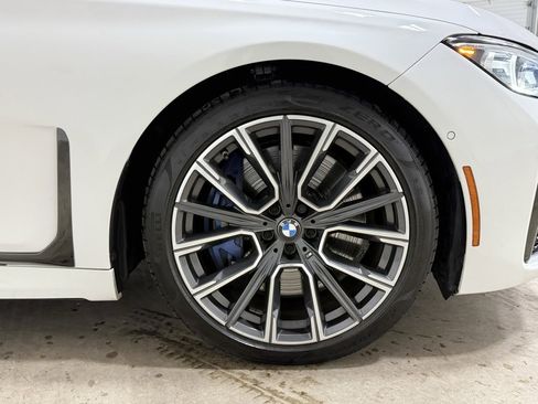 Used 2022 BMW 750i xDrive w/ Luxury Rear Seating Package image 47