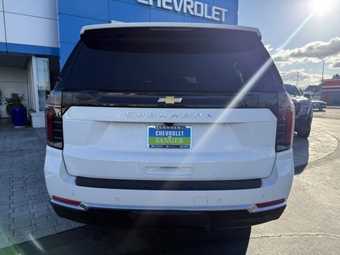 New 2026 Chevrolet Suburban LS image 6