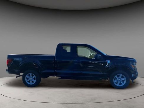 New 2026 Ford F150 XLT w/ FX4 Off-Road Package image 9